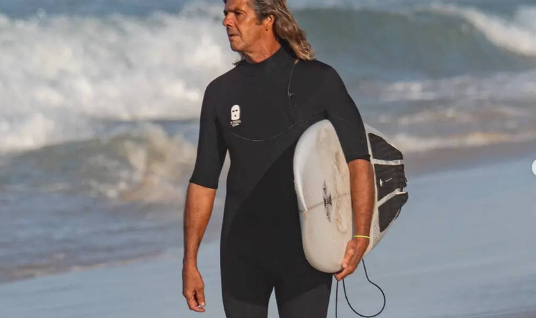 Morre Dadá Figueiredo, ícone do surfe brasileiro, aos 61 anos 48 Morre Dadá Figueiredo, ícone do surfe brasileiro, aos 61 anos