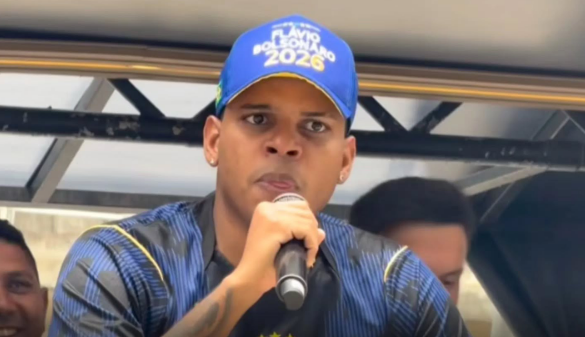 E agora? Empresário baiano apostou o ânus em vitória de Flávio Bolsonaro 11 E agora? Empresário baiano apostou o ânus em vitória de Flávio Bolsonaro