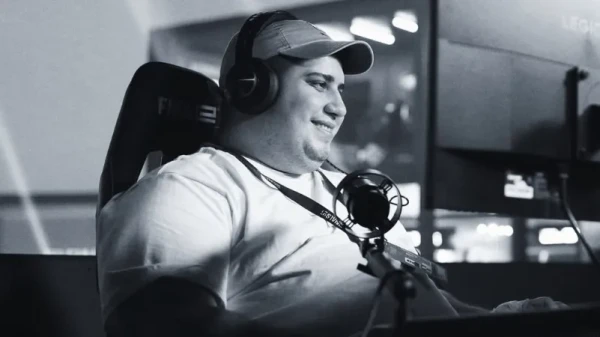 Youtuber Dedeco morre aos 33 anos dias após se casar e anunciar gravidez da esposa 47 Youtuber Dedeco morre aos 33 anos dias após se casar e anunciar gravidez da esposa