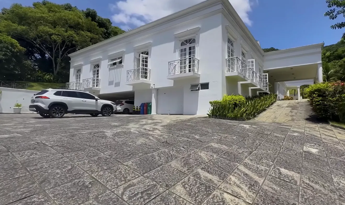 Justiça determina penhora de mansão de Renato Aragão avaliada em R$ 18 milhões