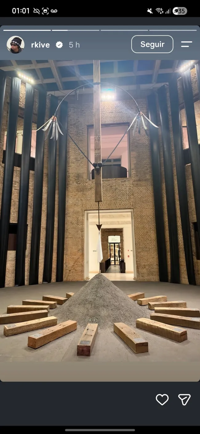 RM, do BTS, visita Pinacoteca de São Paulo e registros chamam a atenção dos fãs 47 RM, do BTS, visita Pinacoteca de São Paulo e registros chamam a atenção dos fãs