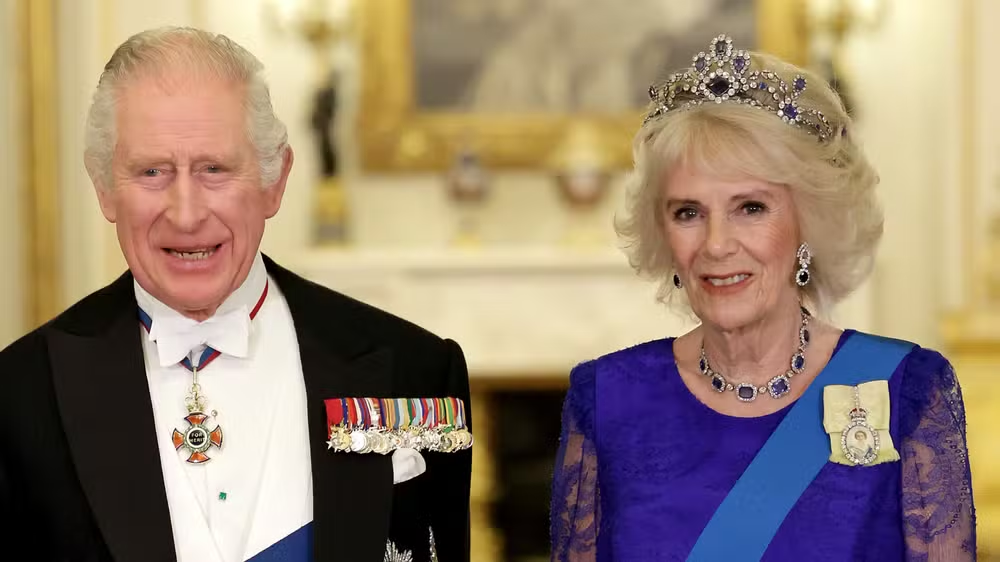 Casamento de Charles e Camilla pode chegar ao fim após crise provocada por livro sobre Diana, diz revista 48 Casamento de Charles e Camilla pode chegar ao fim após crise provocada por livro sobre Diana, diz revista