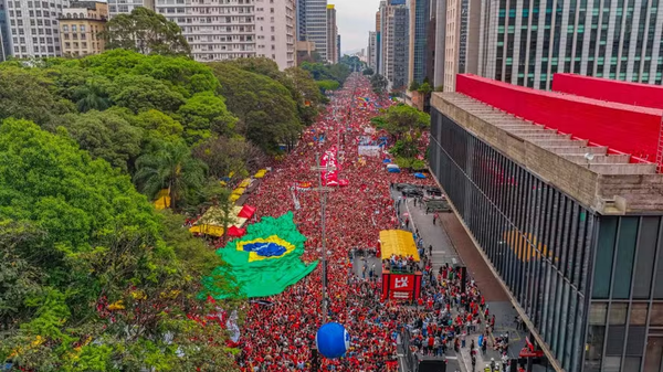 Metrô nega registros de vandalismo em estações após ato pró-Lula na Avenida Paulista