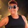 Morre humorista Janny Andrade, aos 53 anos, um ano após cirurgia bariátrica