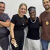 Neném é levada à delegacia após ser abordada com carro furtado - Foto: Reprodução