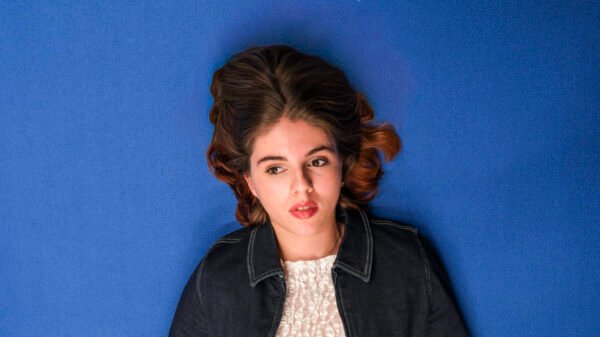 Maeva Belle ganha novo impulso com o single ‘Blurry Polaroids’