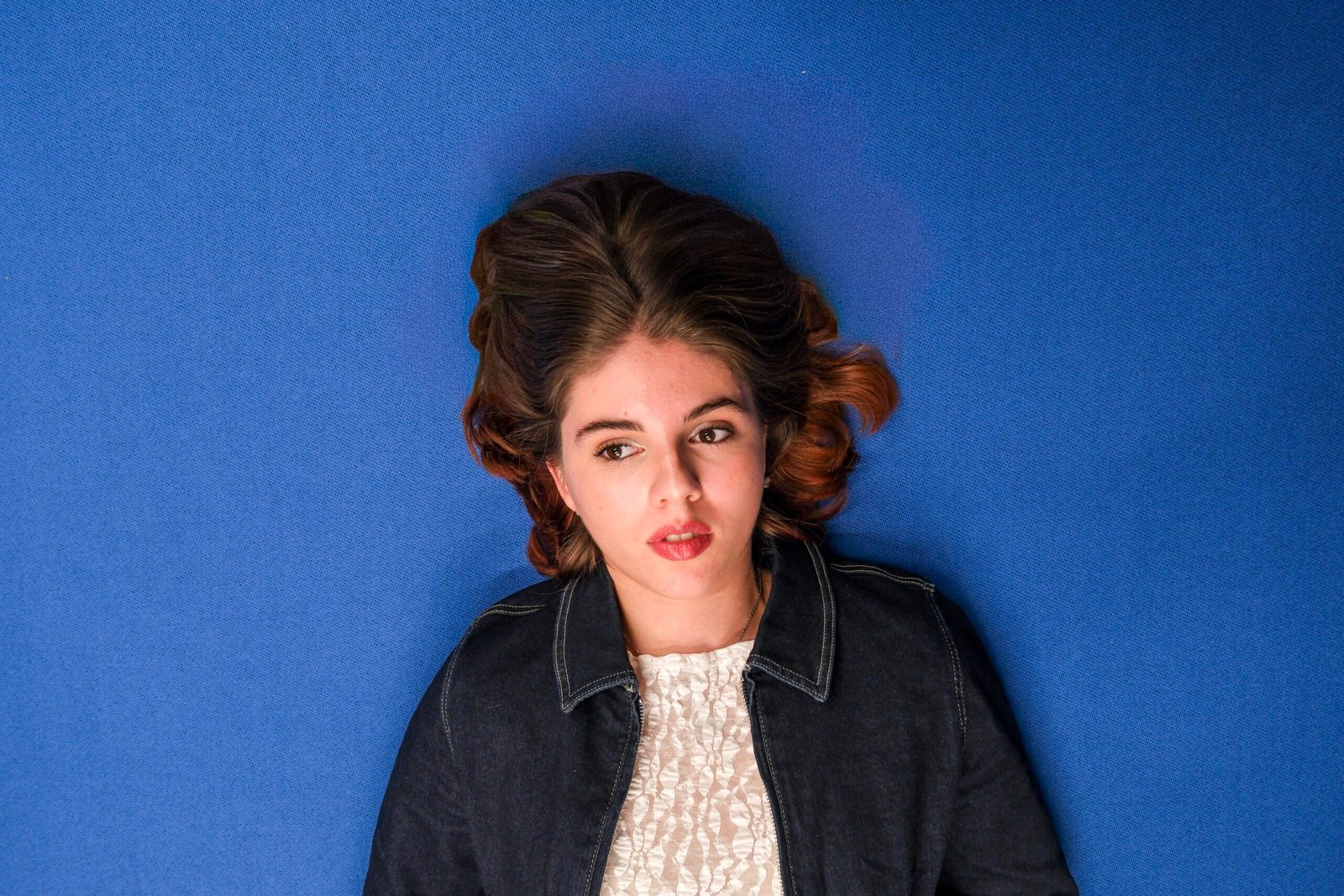 Maeva Belle ganha novo impulso com o single ‘Blurry Polaroids’