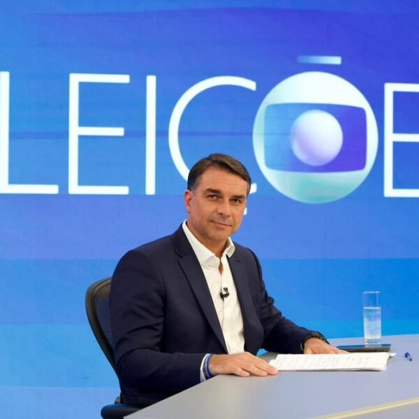 Globo confirma almoço com Flávio Bolsonaro e afirma que encontro não teve participação de lideranças do jornalismo